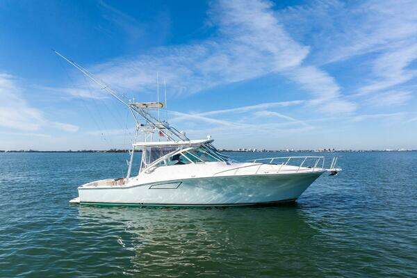 Picture Of: 2005 Cabo 40 Express Miss B Havin