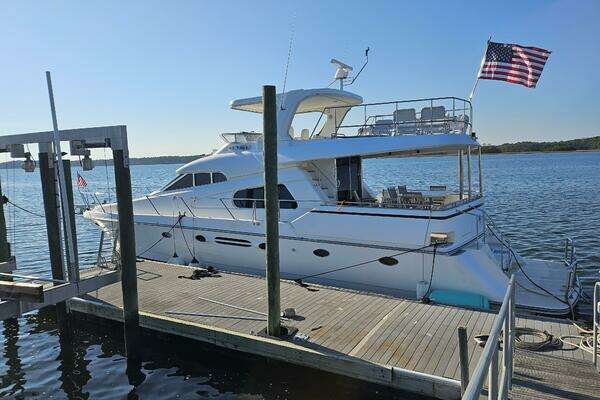 Picture Of: 2003 Johnson Flybridge 