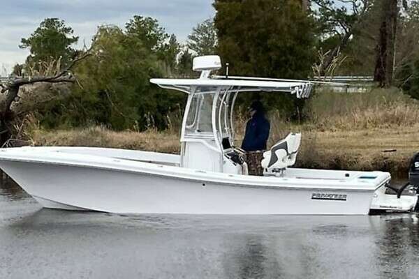 Picture Of: 2021 Privateer 242 Wahoo 