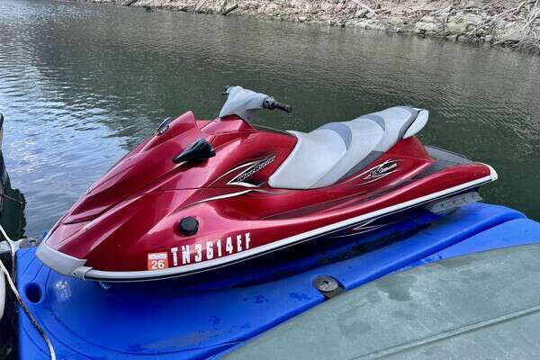 Picture Of: 2013 Yamaha WaveRunner VX Deluxe 