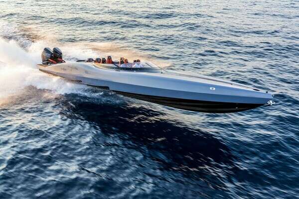 Picture Of: 2027 Canados 411 Gladiator Carbon Series 