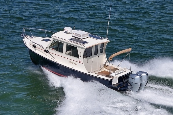 Picture Of: 2018 Islander 27 Islander Hardback Rhode Waves