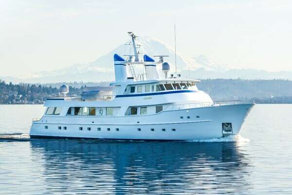 Picture Of: 1997 Trident  ESCAPE OF LONDON