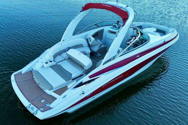 Picture Of: 2016 Crownline Eclipse E4 