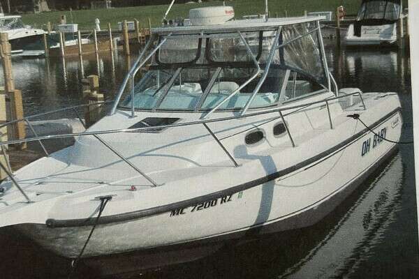 Picture Of: 2000 Boston Whaler 280 Conquest Oh Baby