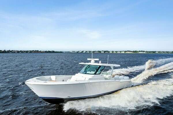 Picture Of: 2022 Bertram  Isla