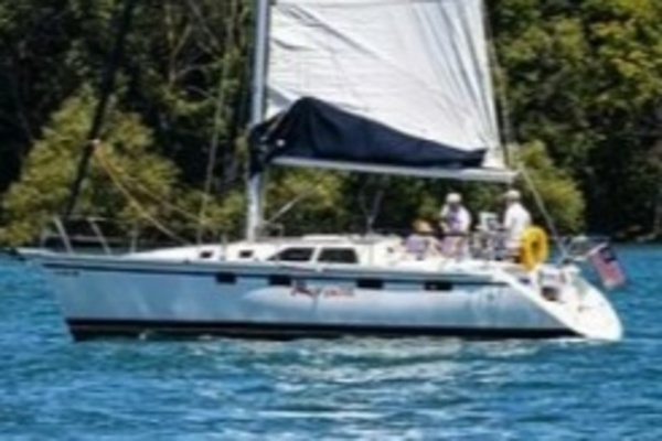 Picture Of: 1995 Hunter Hunter 35.5 Yachtt