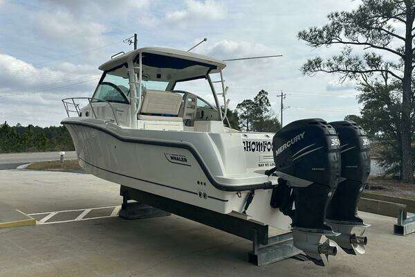 Picture Of: 2016 Boston Whaler 315 Conquest 