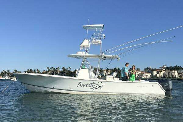 Picture Of: 2006 Regulator 32 Center Console INVICTUS