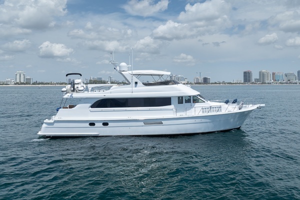 Picture Of: 2000 Hatteras 75 Sport Deck Island Dancer