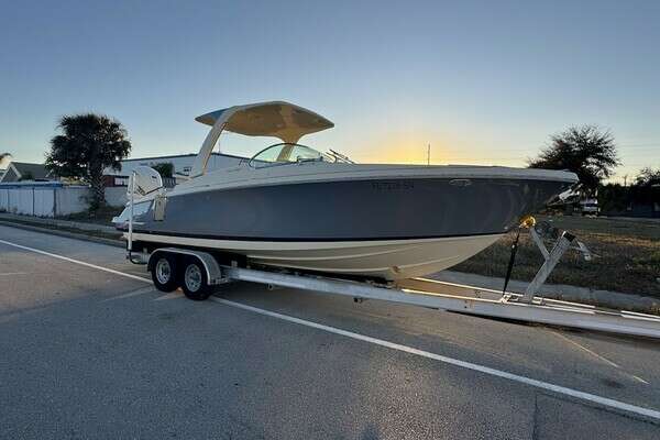 Picture Of: 2020 Chris-Craft  