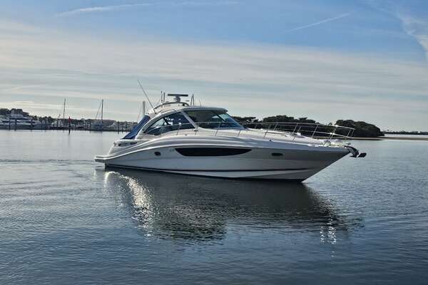 Picture Of: 2012 Sea Ray 500 SUNDANCER 