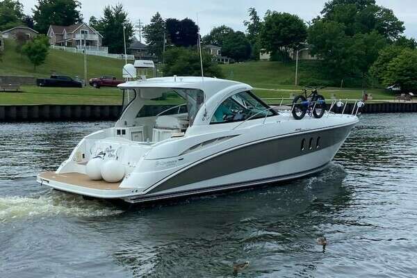 Picture Of: 2008 Cruisers Yachts  