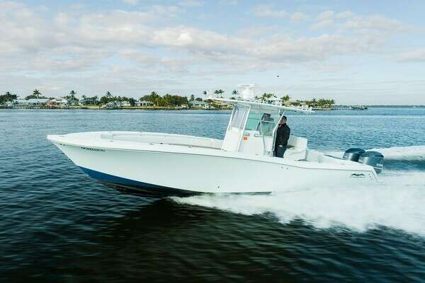 Picture Of: 2007 Invincible 33 Open Dominion