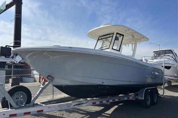 Picture Of: 2020 Robalo R272 