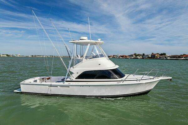 Picture Of: 2017 Bertram 35 Flybridge Still Dancing