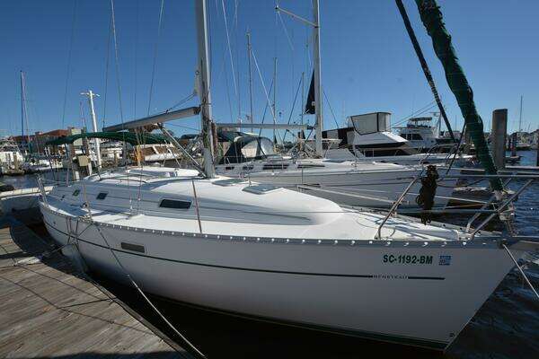 Picture Of: 2002 Beneteau Oceanis 331 Heals Easily Too