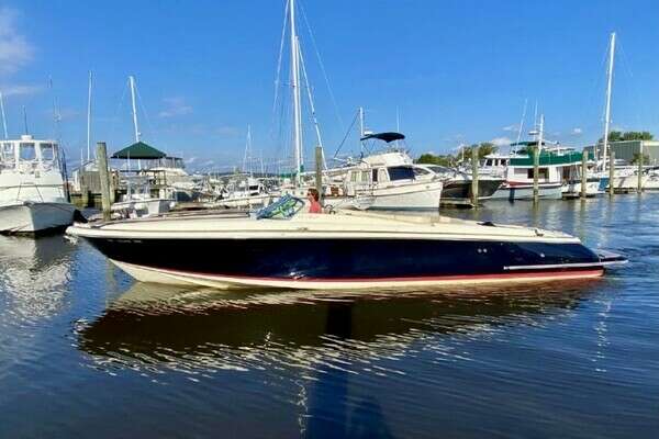Picture Of: 2016 Chris-Craft Corsair 32 SLAINTE