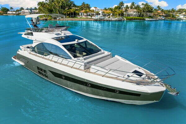 Picture Of: 2022 Azimut S6 