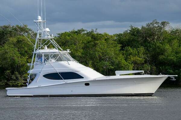 Picture Of: 2013 Hatteras GT63 Reelin N Dealin