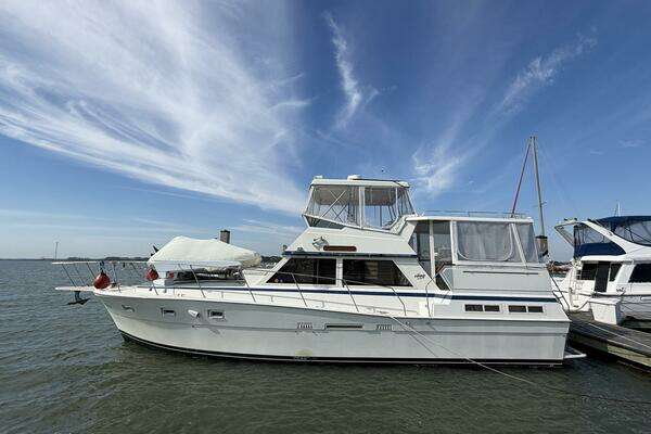 Picture Of: 1987 Viking 44 Motor Yacht Frayed Knot