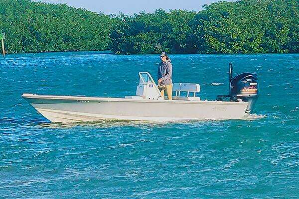 Picture Of: 2021 Hewes Redfisher 21 