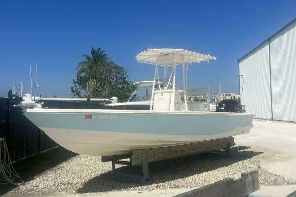 Picture Of: 2016 Pathfinder 2400 TRS 