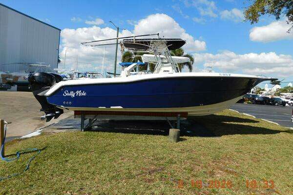 Picture Of: 2006 Triton 2895 CC SALTY NOLE 