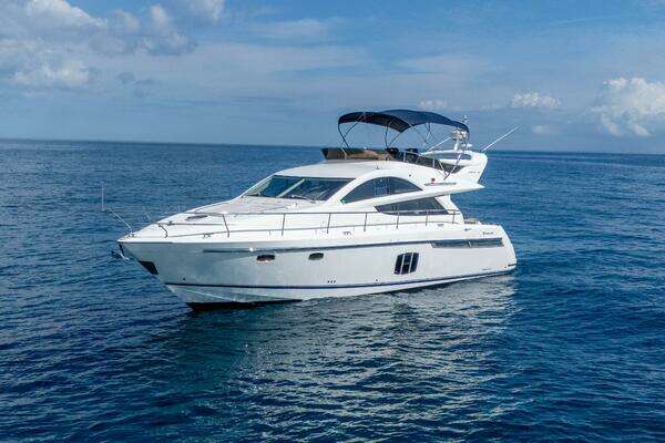 Picture Of: 2009 Fairline  YA YA