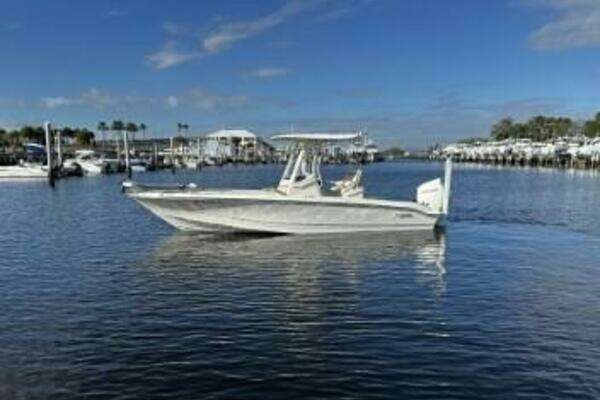 Picture Of: 2023 Boston Whaler 250 Dauntless 