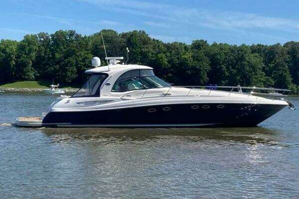 Picture Of: 2004 Sea Ray 500 Sundancer GalaxSea 500