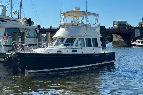 Picture Of: 2006 Sabreline 36 Flybridge Sachem