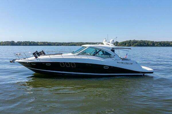 Picture Of: 2007 Sea Ray 48 Sundancer NASA