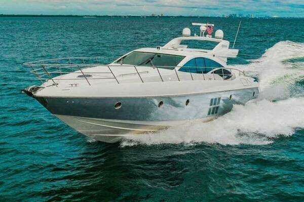 Picture Of: 2007 Azimut 68S 