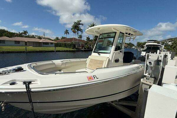 Picture Of: 2018 Boston Whaler 250 Outrage 