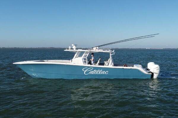 Picture Of: 2023 Invincible 46 Catamaran Catillac