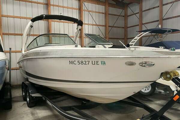 Picture Of: 2019 Regal 2300 Summer Love