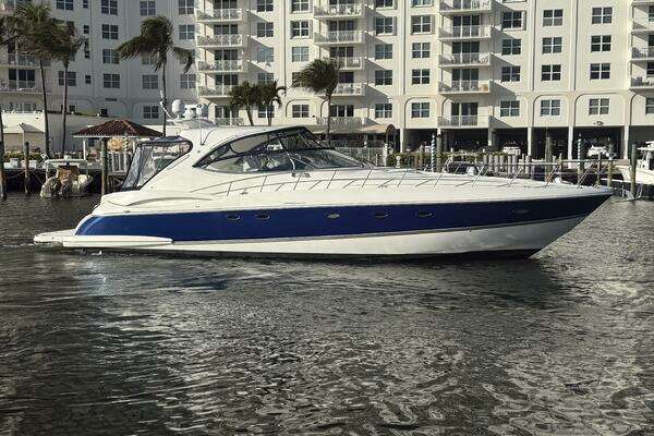 Picture Of: 2007 Cruisers Yachts 560 Express 