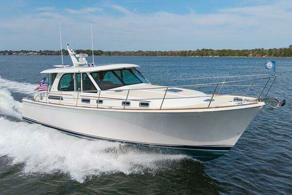 Picture Of: 2025 Sabre 45 SE Eleni