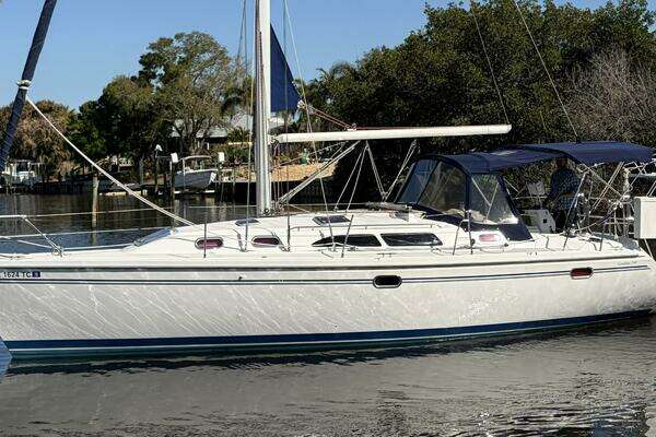 Picture Of: 2004 Catalina 350 GUINEVERE