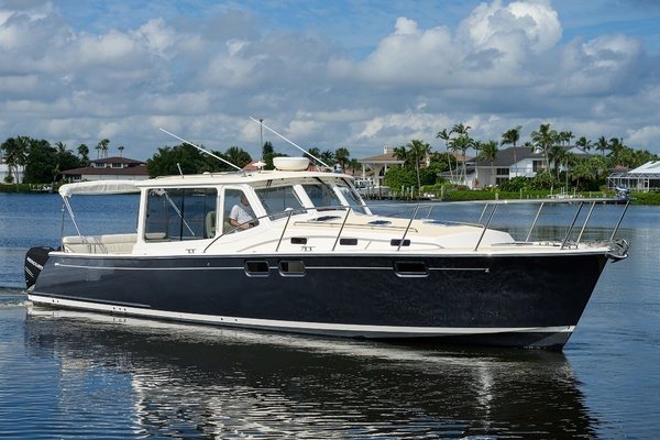 Picture Of: 2019 MJM 43z Scout