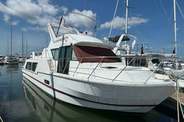 Picture Of: 1994 Harbor Master 52 Coastal Cruiser PRIME TIME