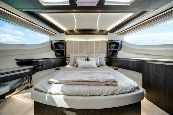 Picture Of: 2024 Galeon 560 FLY 
