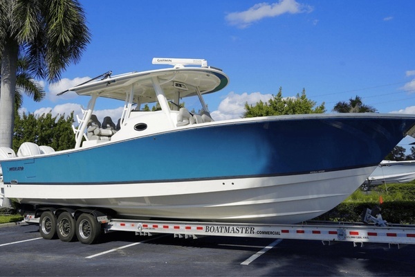 Picture Of: 2023 Regulator 37 