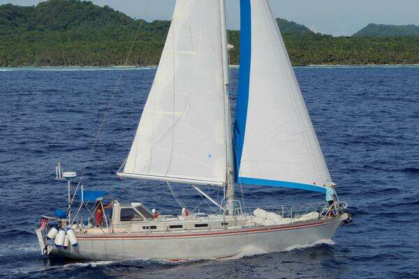 Picture Of: 2010 Lavranos 43 Barefoot