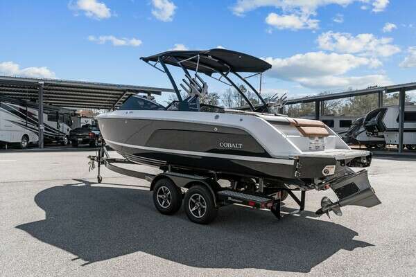 Picture Of: 2024 Cobalt CS23 Surf 