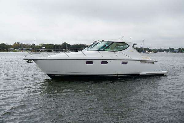 Picture Of: 2007 Tiara Yachts 3900 Sovran The Pearl