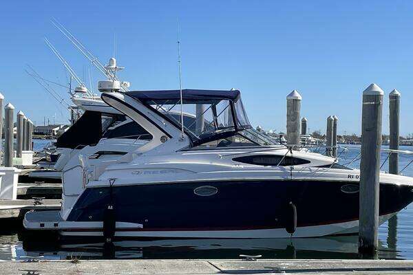 Picture Of: 2006 Regal 2860 Window Express 