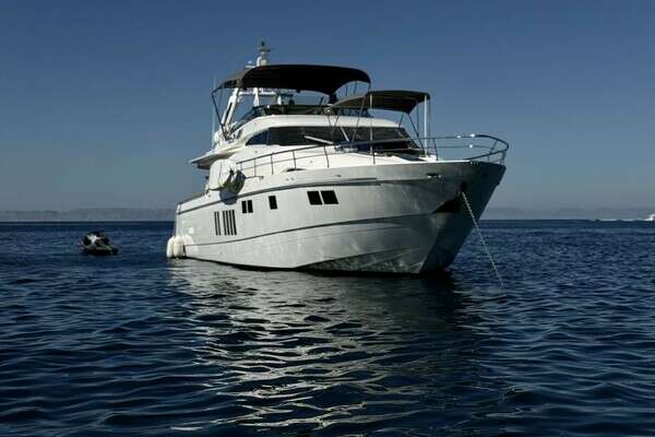 Picture Of: 2014 Fairline  
