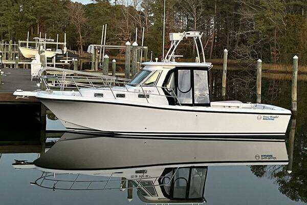 Picture Of: 2008 True World Marine TE2810 Smooth Operator